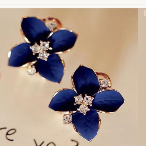 Gold Blue Flower Crystal Earrings - Picture 6 of 7